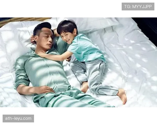 谌龙训练完回家连吃三顿泡面，老婆看不下去了
